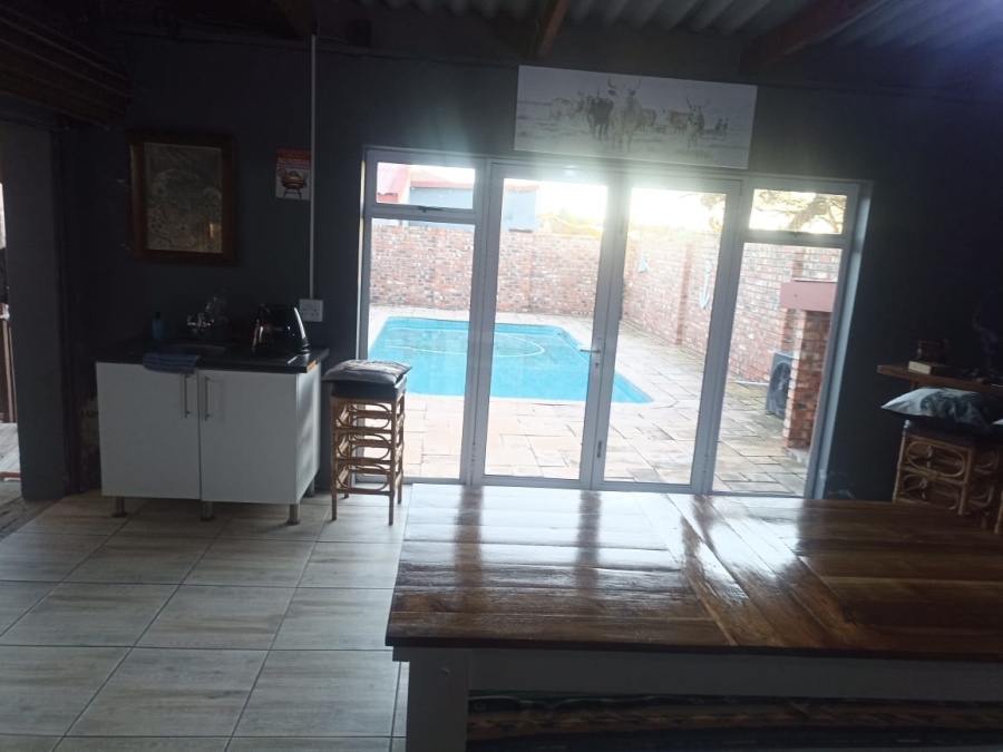 4 Bedroom Property for Sale in Heiderand Western Cape